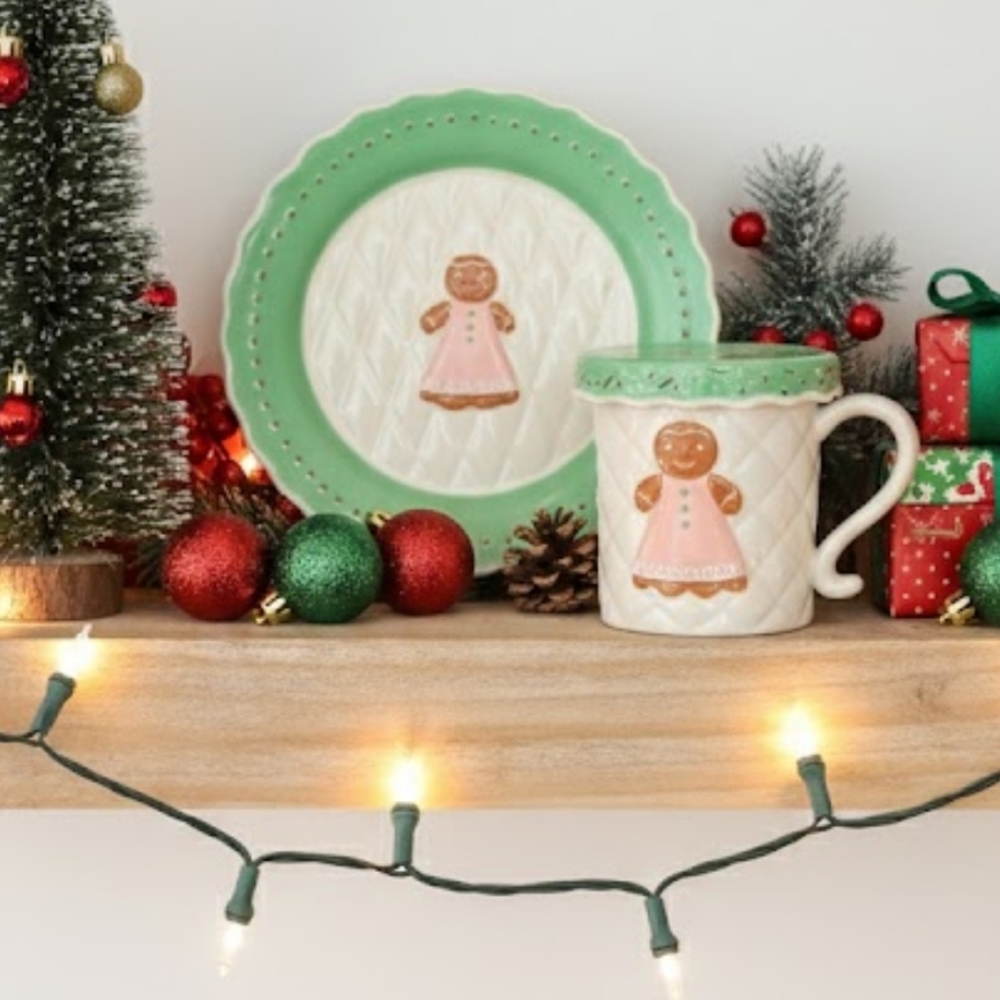 RARE Vintage Bonnie Lynn by Russ Gingerbread Design Set